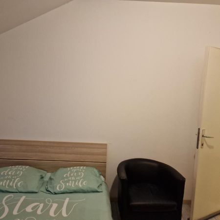 Résidence Mantekila Marcinelle Exterior foto