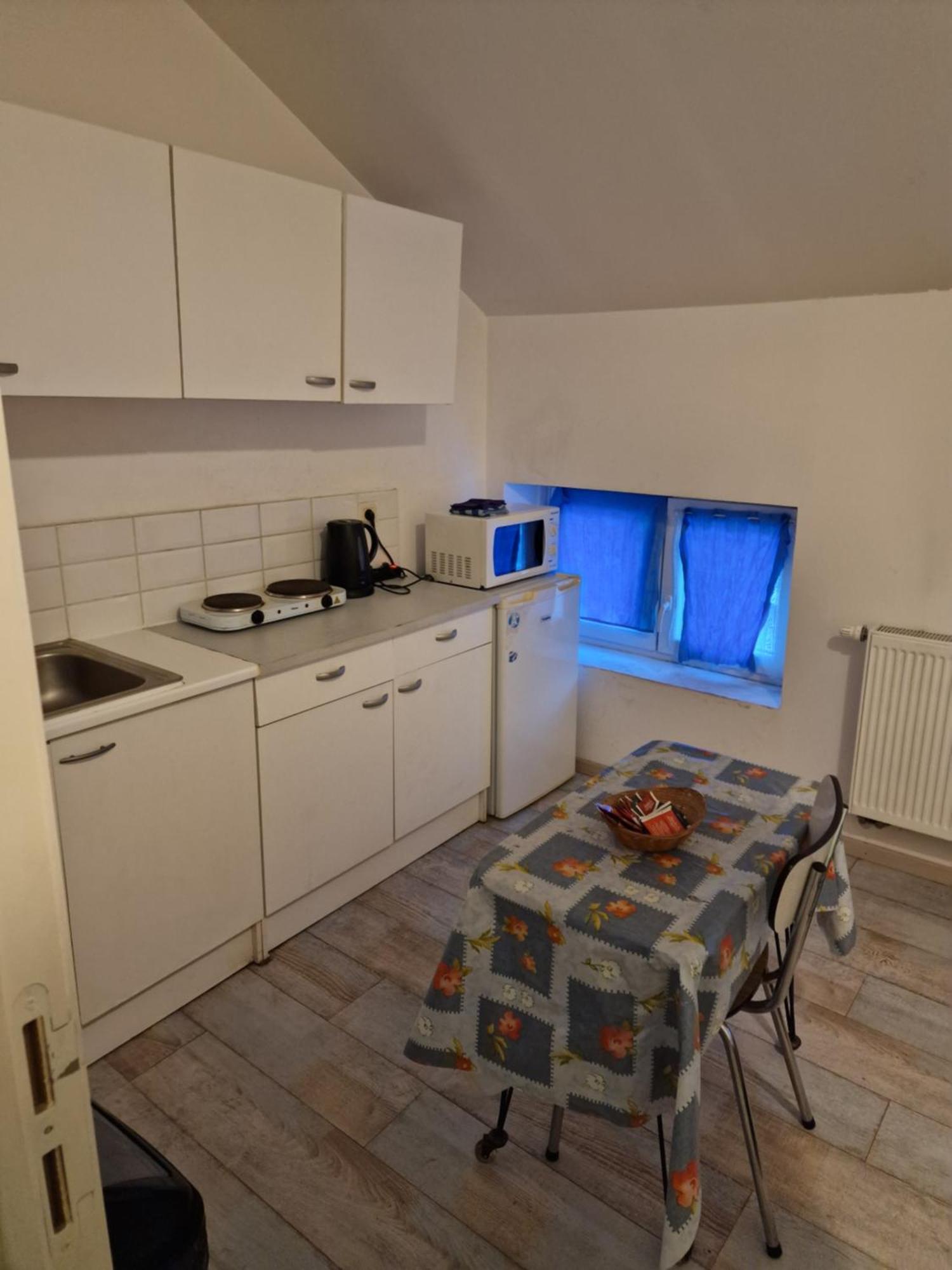 Résidence Mantekila Marcinelle Habitación foto